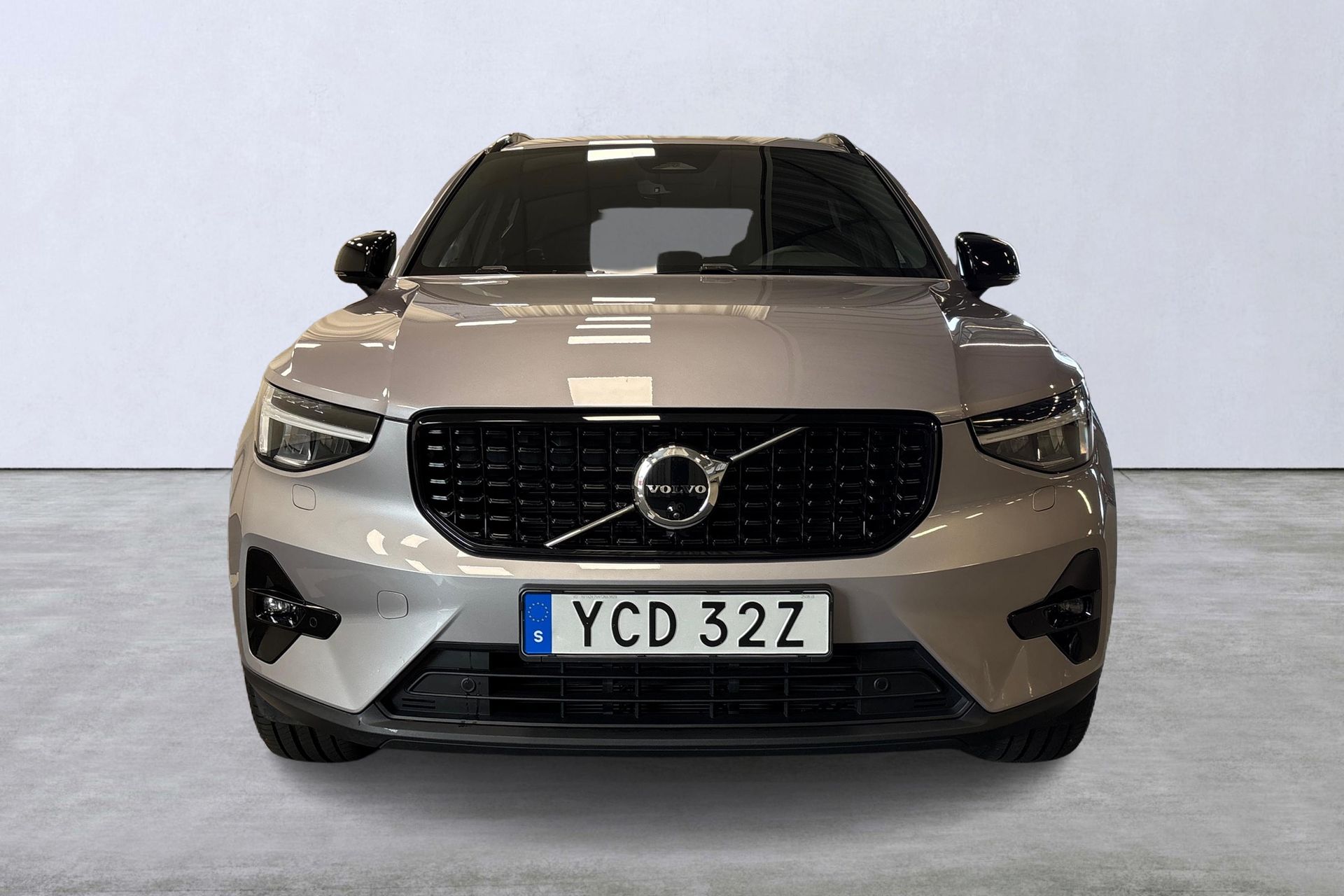 Volvo XC40 B3 FWD Bensin Plus Dark 2026, kuva 7/10