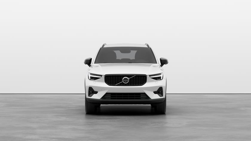 Bild 3 av Volvo XC40 B4 FWD Bensin Plus Dark