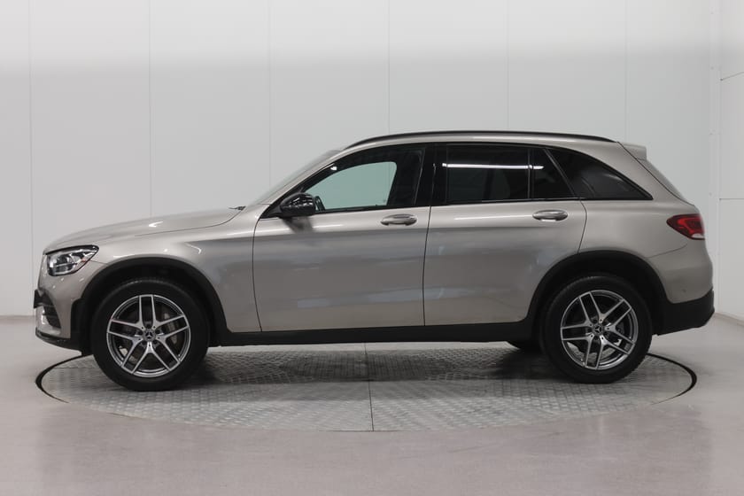 Bilde 2 av Mercedes-Benz GLC 300 e 4MATIC AMG, Premium pakke,Nattpakke, Hengerfeste,+++
