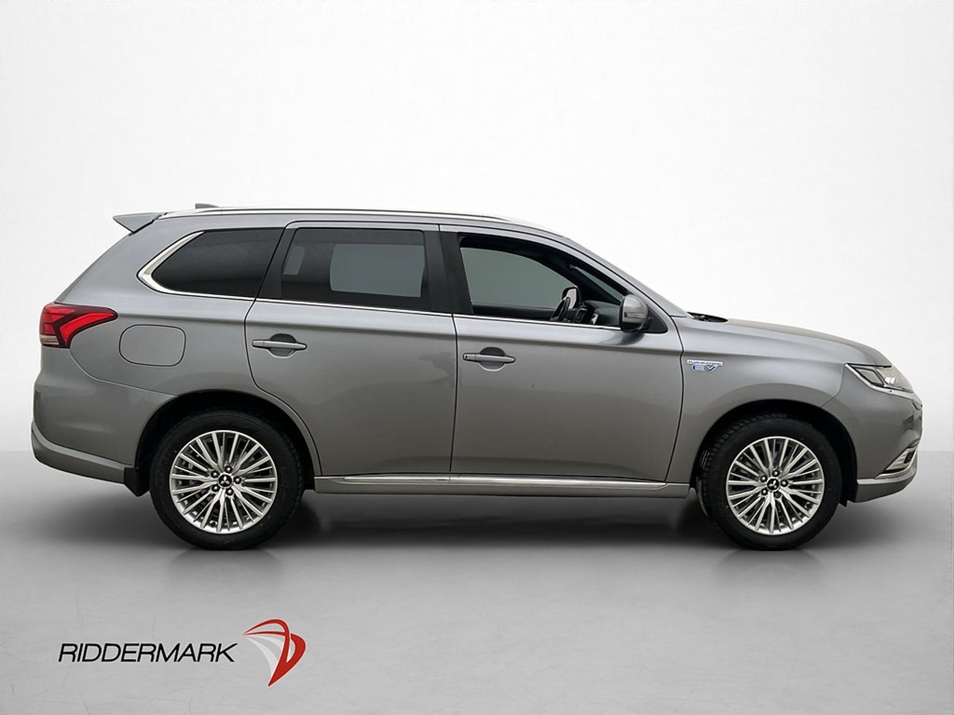 Mitsubishi Outlander 2019, bild 5/10