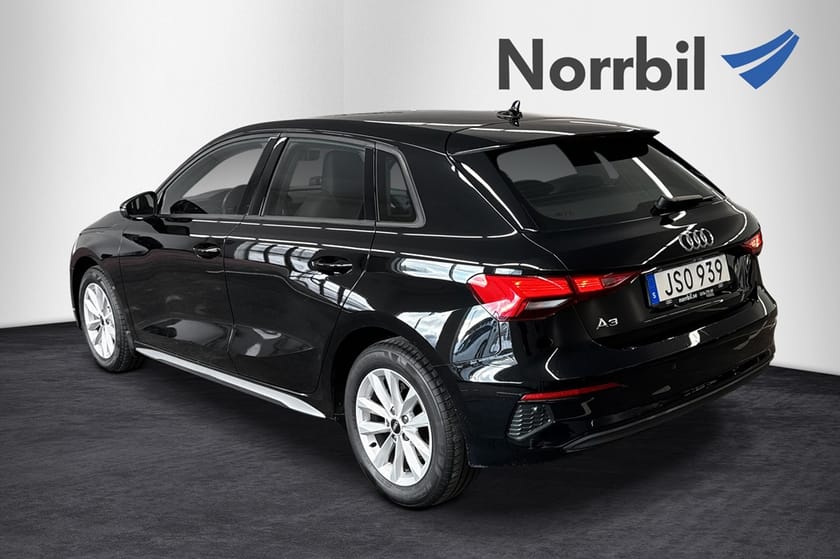Bild 5 av Audi A3 Sportback 30 TFSI 110HK Proline, Carplay, Sportstolar