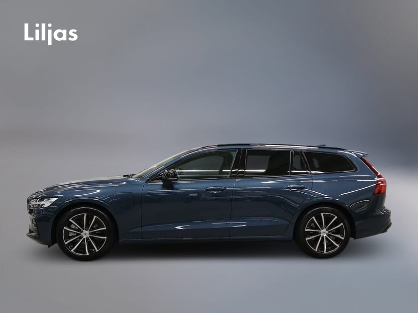 Bild 3 av Volvo V60 T6 AWD Plus Dark Nordic Edition//360-kamera//