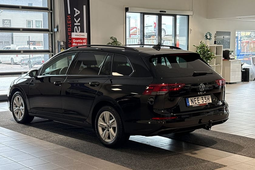 Bild 5 av Volkswagen Golf Sportscombi SC 1.5 eTSI 150hk MHEV/Drag/P-Värmare/kamera/Carplay
