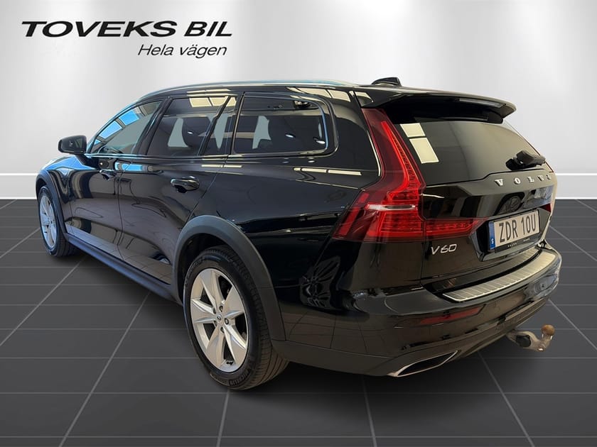 Bild 3 av Volvo V60 Cross Country B4 MOMENTUM AWD