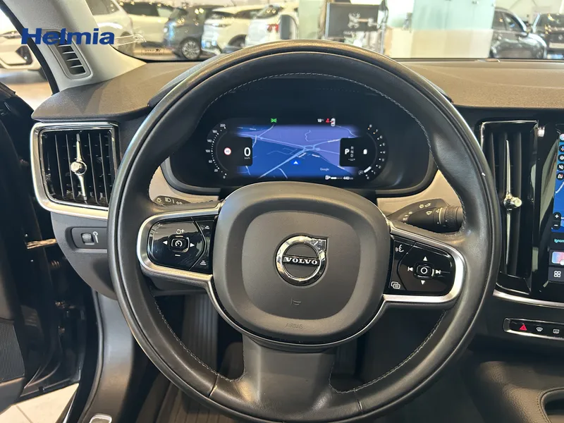 Bild 9 av 13 – Volvo S90 B4 FWD Bensin Momentum Advanced