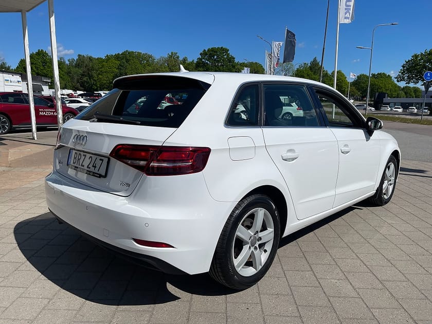 Bild 5 av Audi A3 Sportback 1.5 TFSI Proline 150 hk
