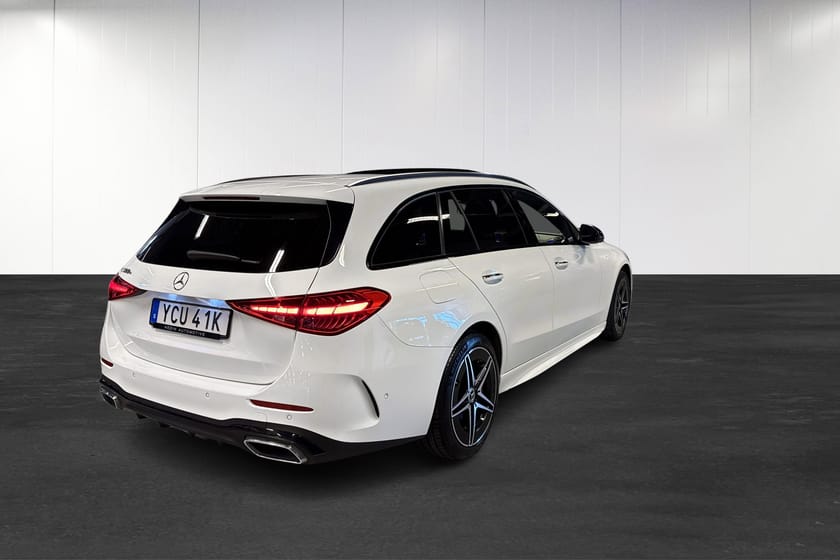 Bild 3 av Mercedes-Benz C 300 T e 9G-Tronic | AMG | Nightpaket | Pano | 360 | Minnespaket | Drag | HUD |