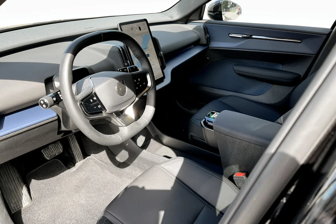 Volvo EX30 Single Motor Extended Range
