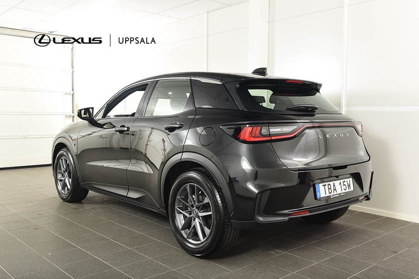 Bild 2 av Lexus LBX