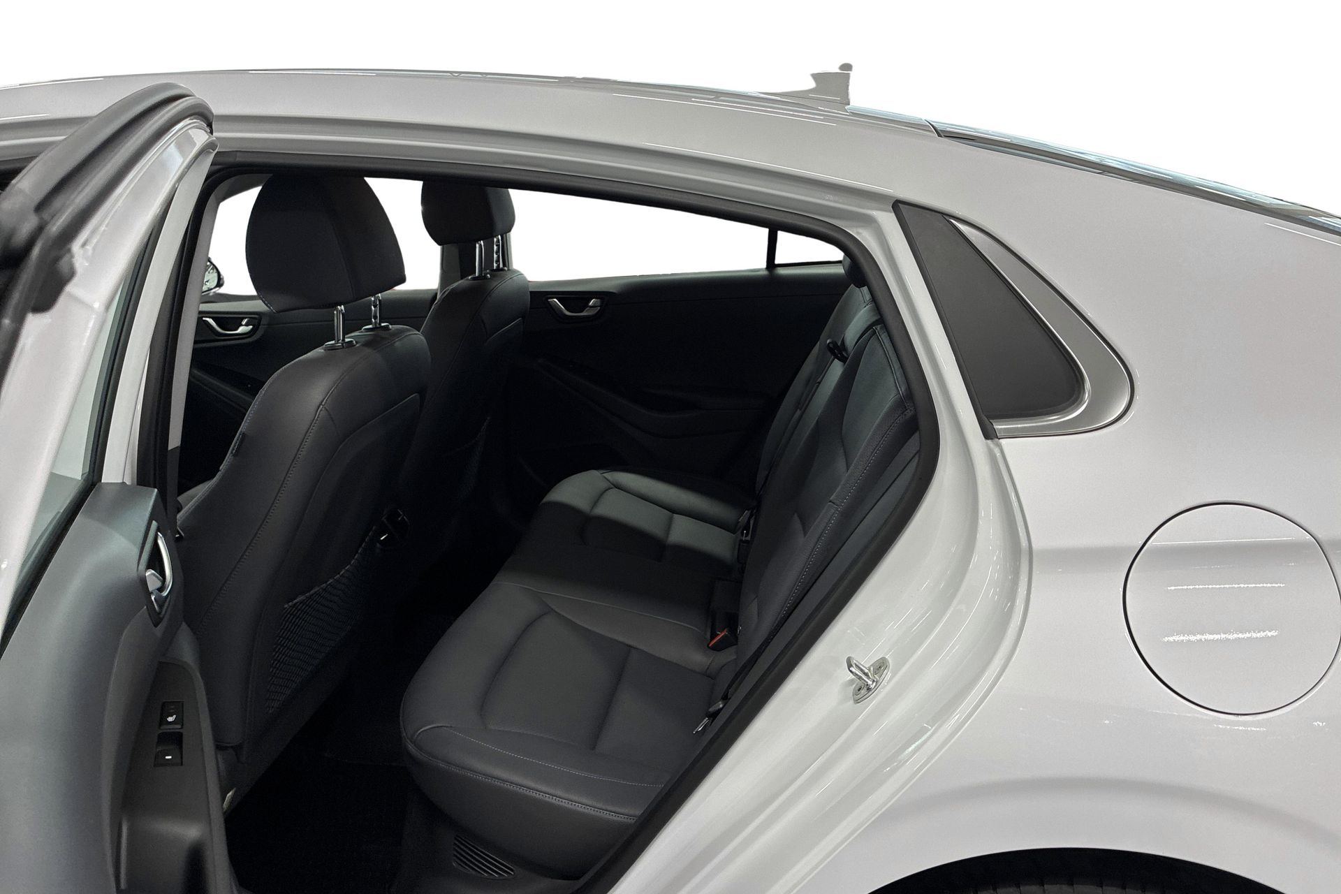 Hyundai Ioniq Hybrid 1.6 DCT 2017, bild 7/10