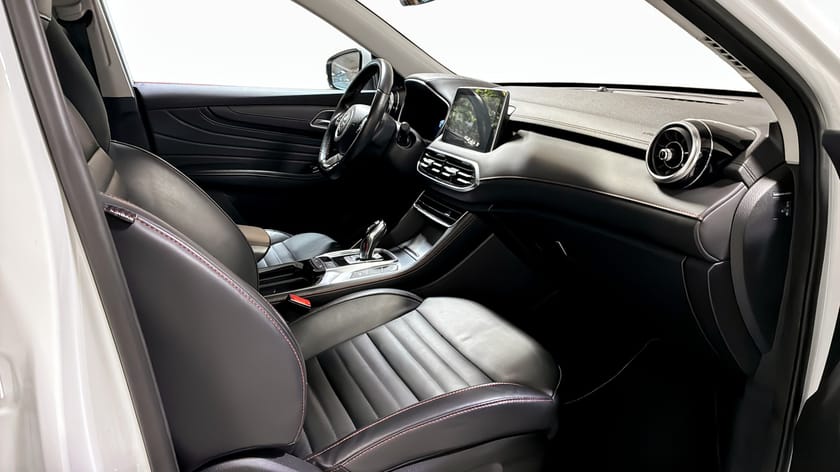 Bild 3 av MG EHS PHEV