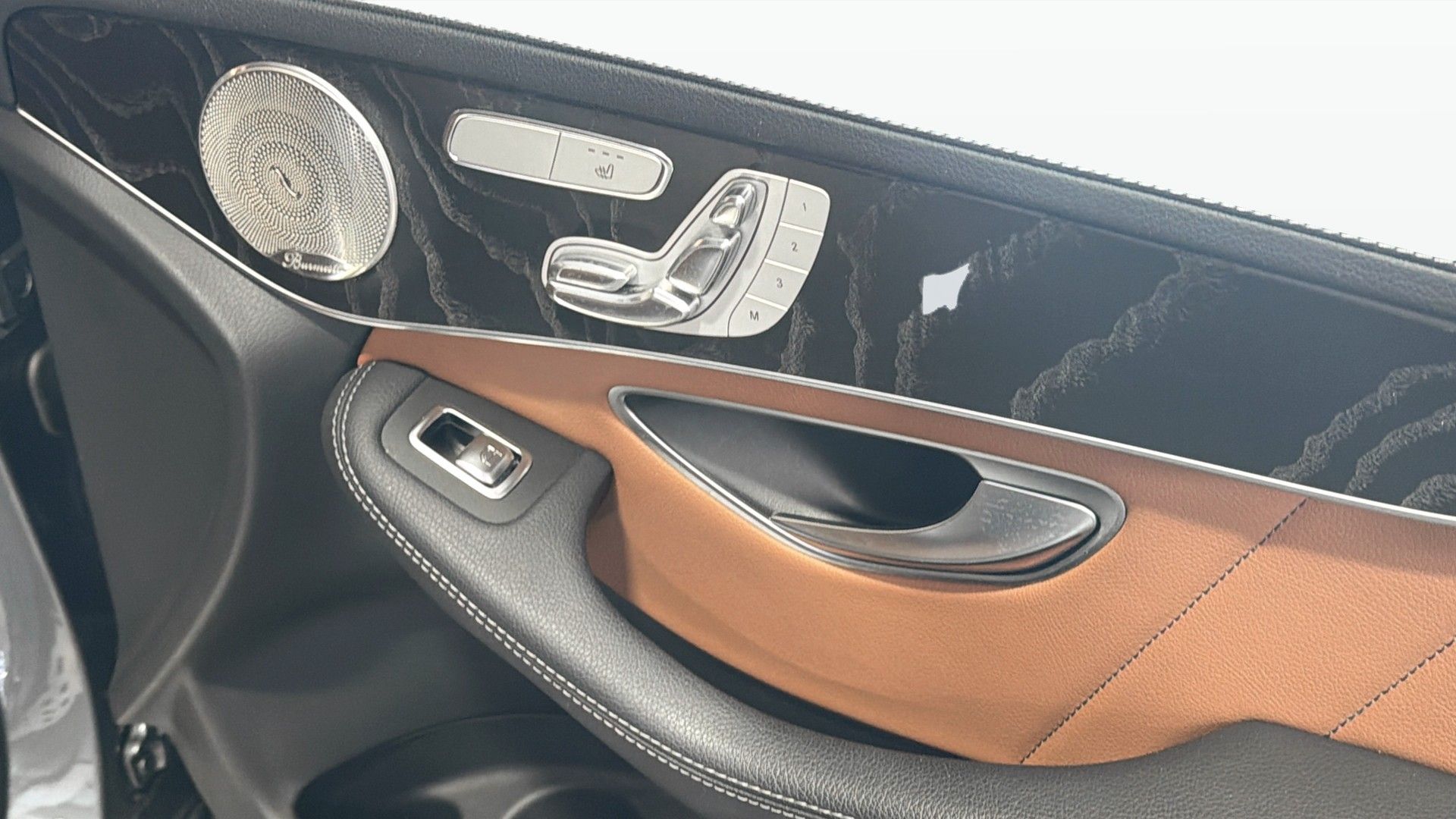 Mercedes-Benz GLC 2021, bild 6/10