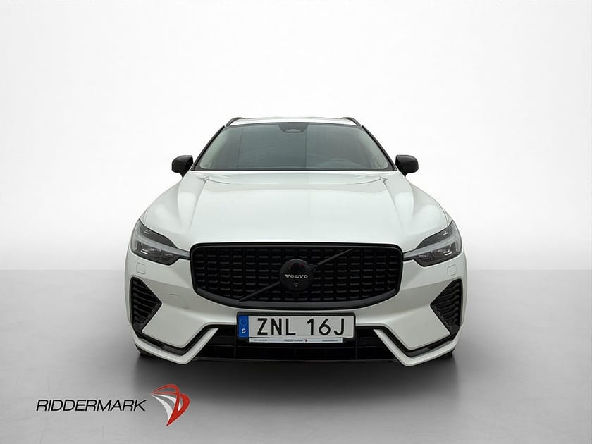 Bild 2 av Volvo XC60 T6 Recharge AWD Plus Dark Pano H/K Drag 360 Skinn