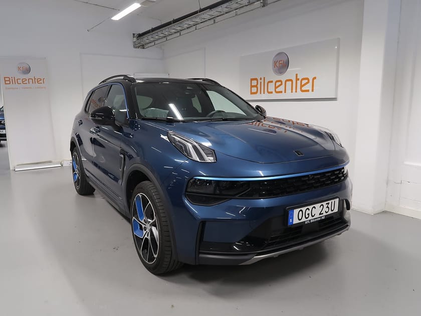 Bild 3 av Lynk & Co 01 PHEV V-Däck ingår 360°-Infinity-Pano-Elstol-Navi-CarPla