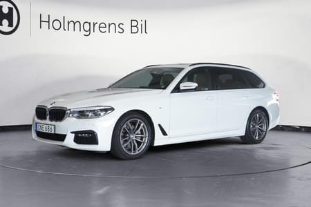 BMW 520i Touring A  M Sport Panorama Bensinvärmare Drag Harman Kardon
