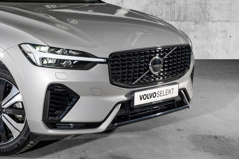 Bilde 2 av Volvo XC60 T8 AWD Plug In Hybrid Plus Dark 456Hk. Long Range
