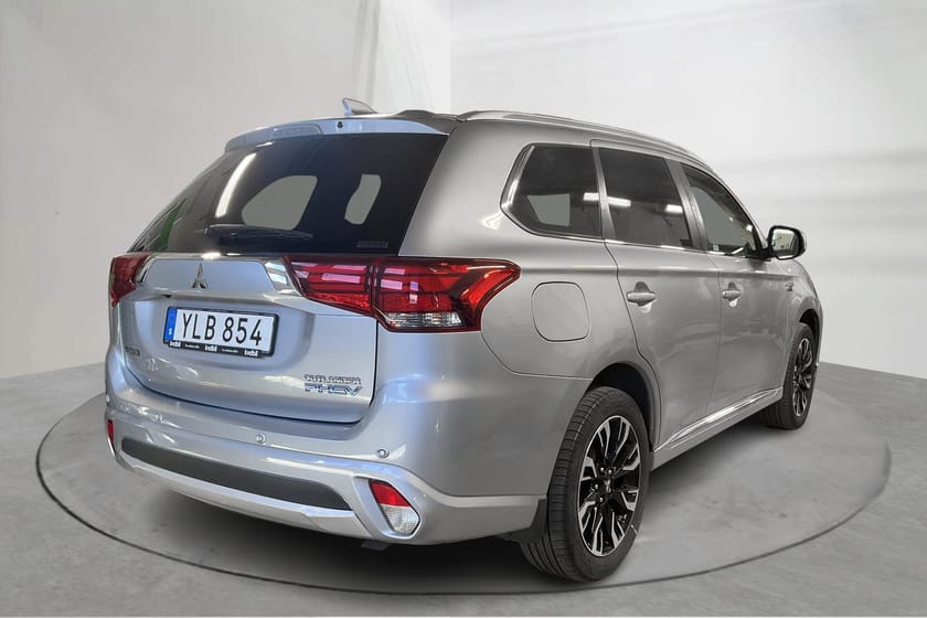 Bild 3 av Mitsubishi Outlander PHEV 2.0 Plug-in Hybrid 4WD (203hk)