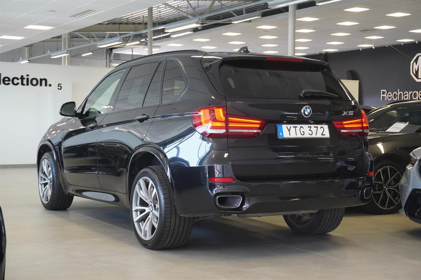 Bild 4 av BMW X5 xDrive30d M-Sport Innovation Pano Night-V Drag