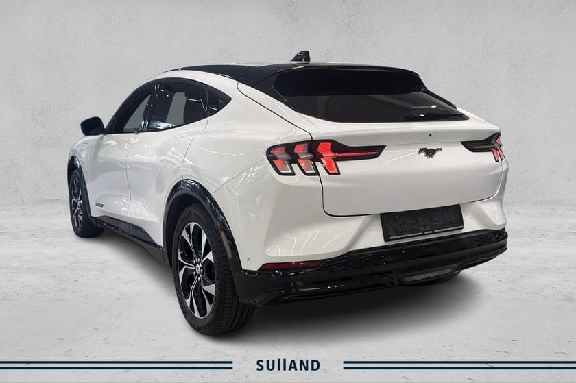 Bilde 3 av Ford Mustang Mach-E Long Range LR RWD 610km | Tekno