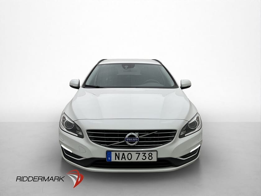 Bild 2 av Volvo V60 D4 190hk Momentum Värmare Drag P-sensorer Navi