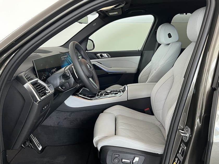 Bild 5 av BMW X5 xDrive50e 3,95 ränta M Sport H/K Panorama ComfortAccess
