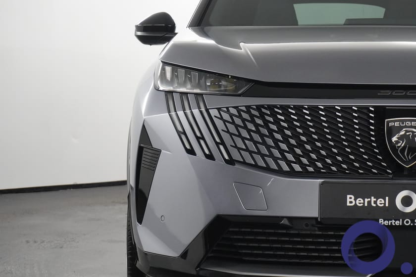 Bilde 4 av Peugeot E-3008 GT, Tilhengerfeste, skinn, massasje