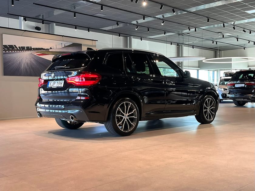 Bild 4 av BMW X3 xDrive20d M Sport Drag Elstolar Pano Rattvärme