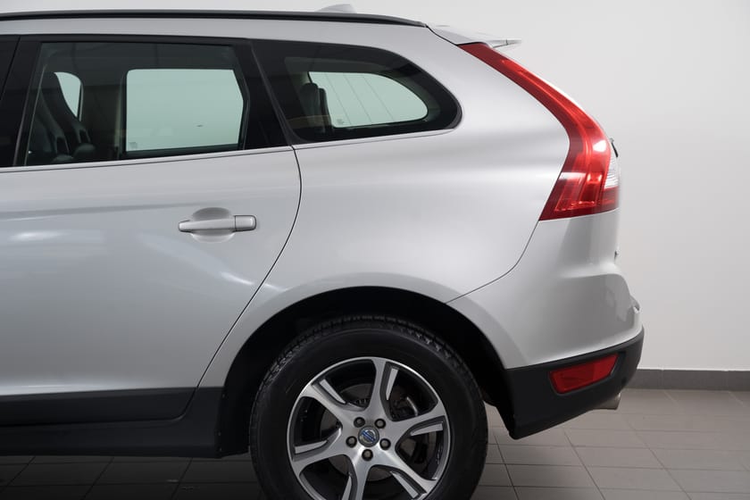 Bild 4 av Volvo XC60 D4 AWD Geartronic 163hk Pvärmare/Läder/18"LM