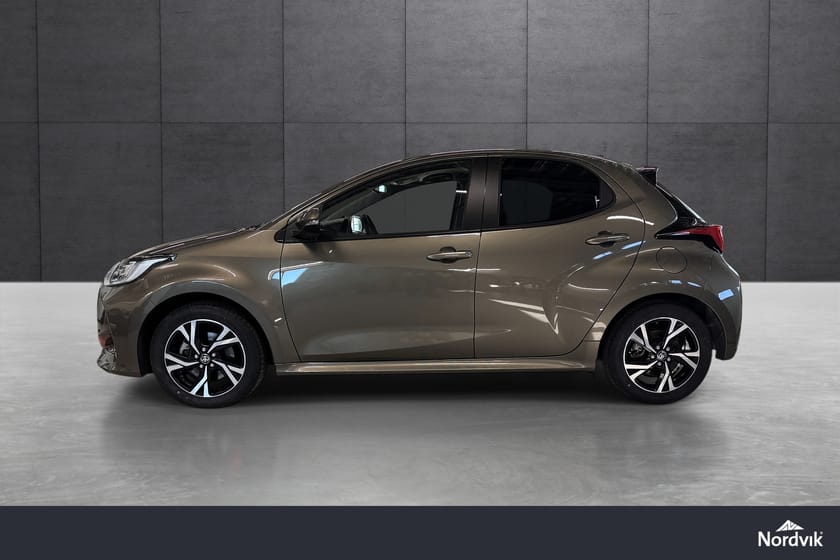 Bilde 5 av Toyota Yaris Hybrid 115