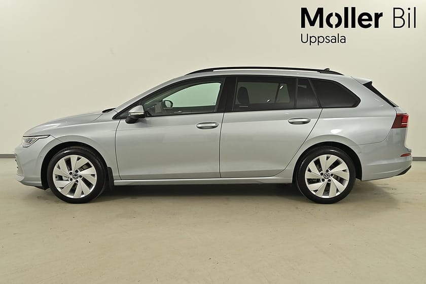 Bild 4 av Volkswagen Golf Sportscombi Life Edition 1,5 eTSI 150 hk DSG7