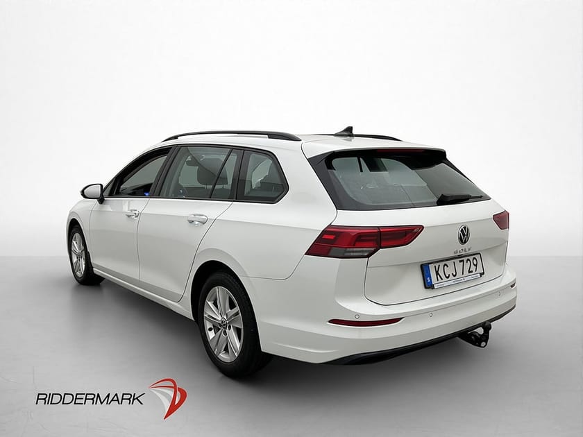 Bild 5 av Volkswagen Golf Sportscombi 1.5 eTSI Drag Kamera Adaptiv-Fart CarPlay