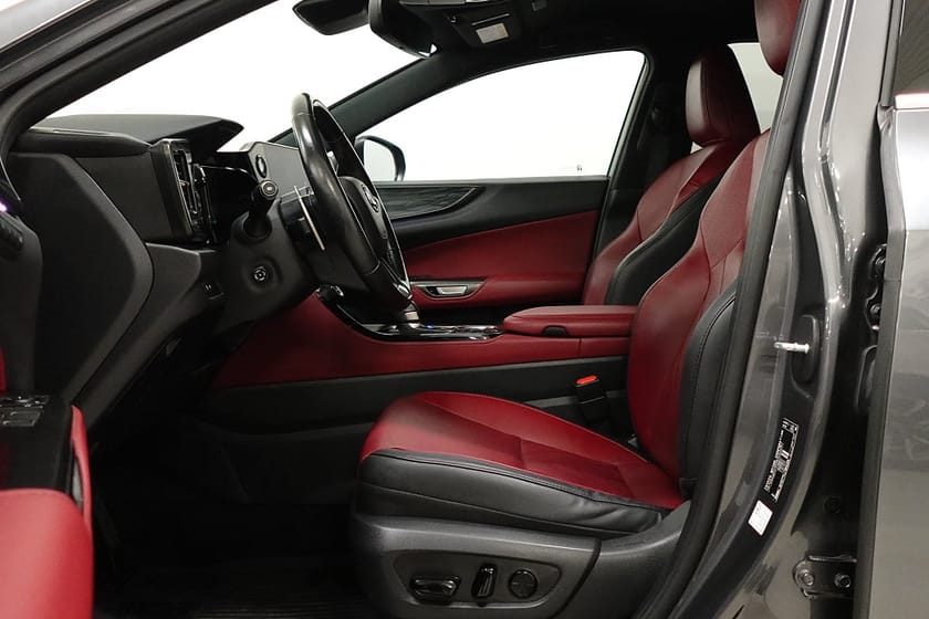 Bild 4 av Lexus NX 350h AWD E-CVT Executive 360 Kamera Adaptivfarthållare