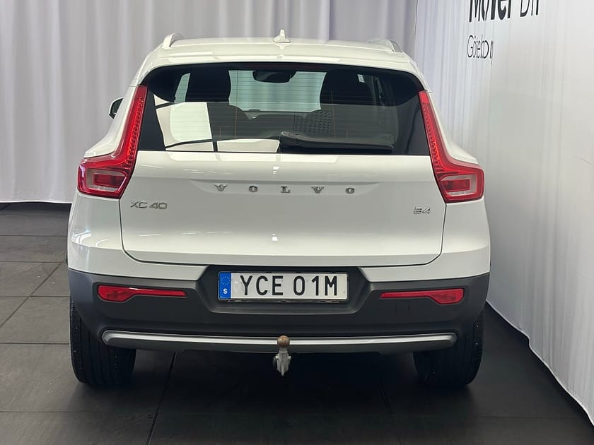Bild 4 av Volvo XC40 B4 Momentum Adv H/K /Drag/ Ljuspaket