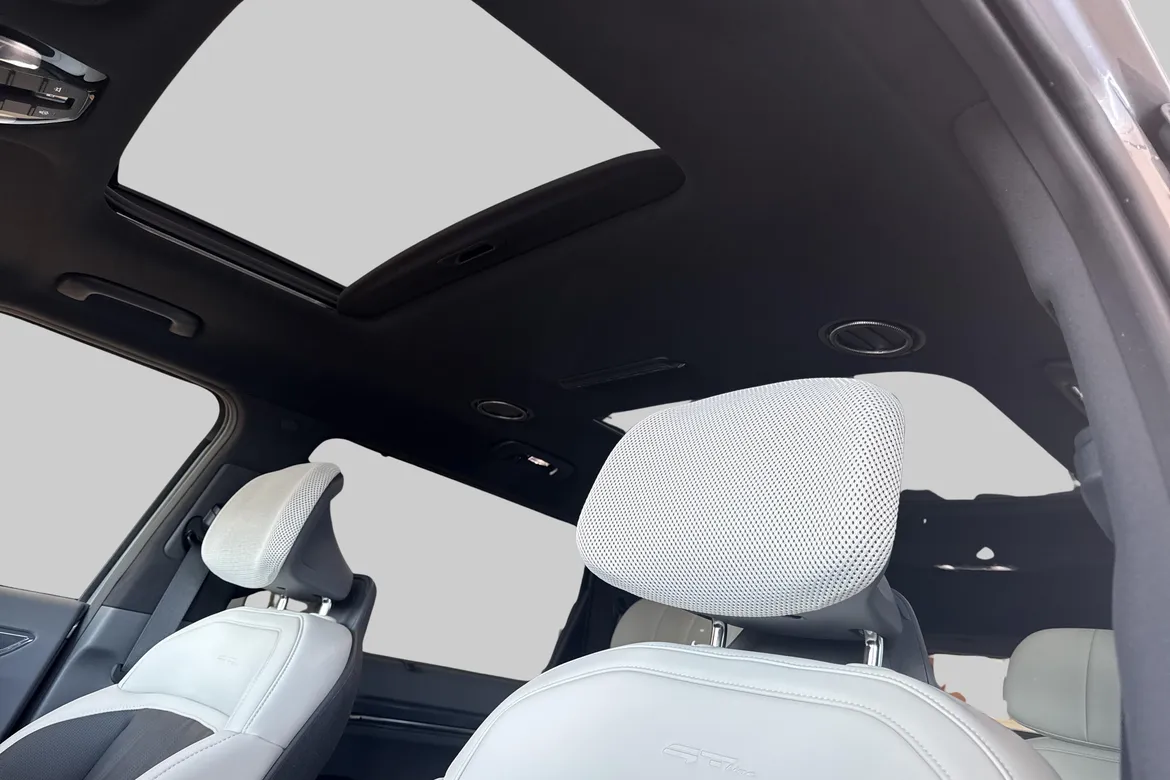 picture of a car