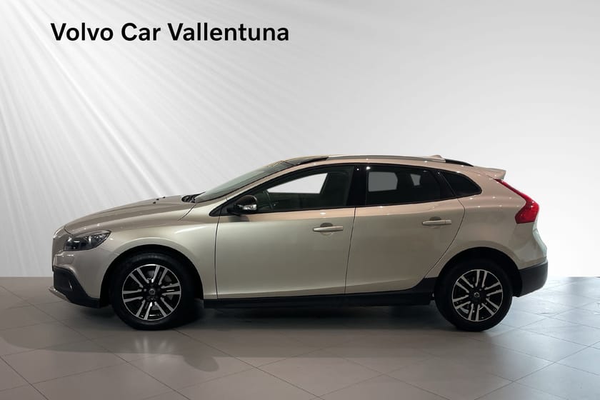 Bild 3 av Volvo V40 Cross Country T3 Business Panoramaglastak / Backkamera