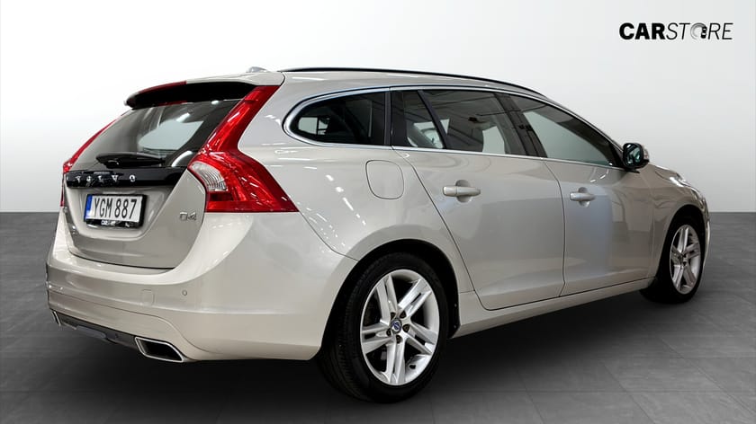 Bild 2 av Volvo V60 D4 190 HK MOMENTUM // DRAG