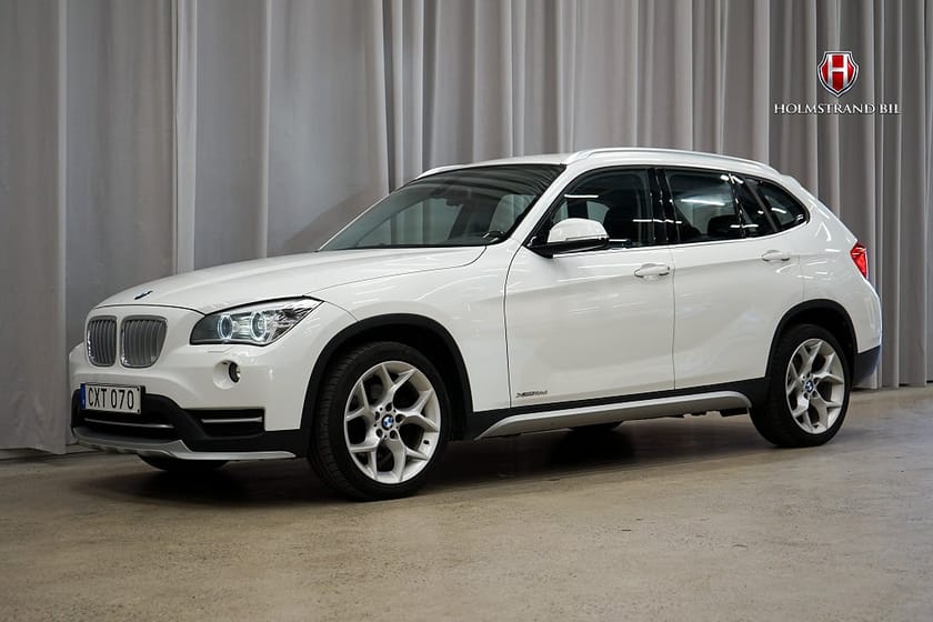 Bild 3 av BMW X1 xDrive18d Steptronic xLine Drag Rattvärm PDC GPS Lågmil