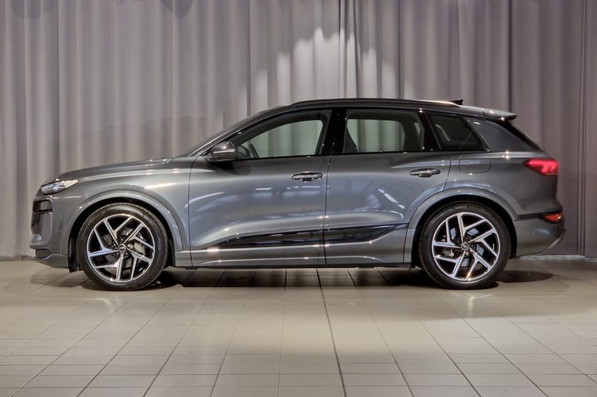 Bild 2 av Audi Q6 e-tron quattro S line | | 288 hk | 360° vy | Navi