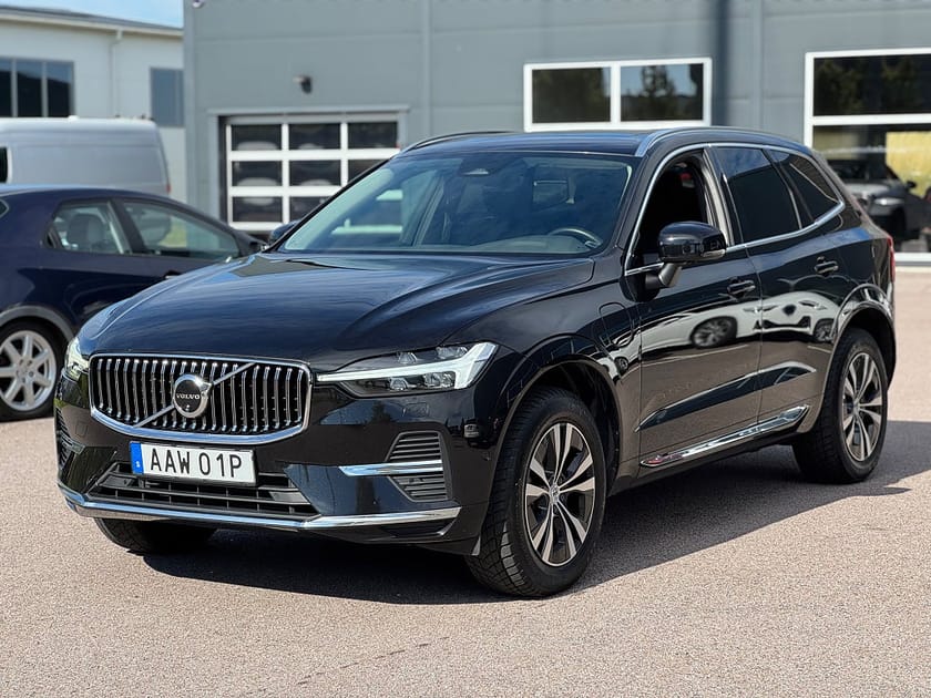 Bild 2 av Volvo XC60 Recharge T6 AWD Core Dragkrok 360 kamera Navi Pano