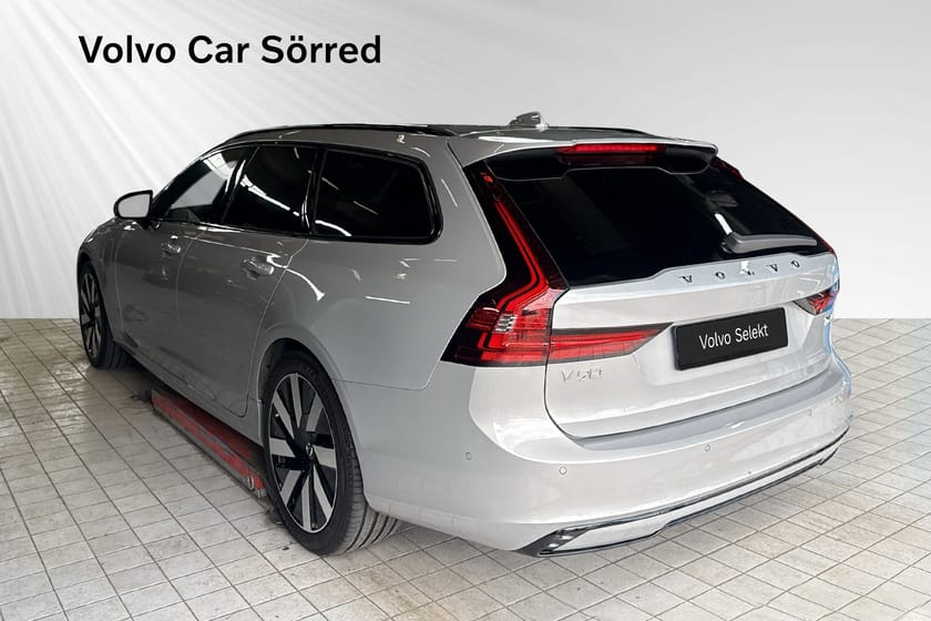 Bild 4 av Volvo V90 T6 Plus Dark Nordic Edition, 360 Kamera, H&K