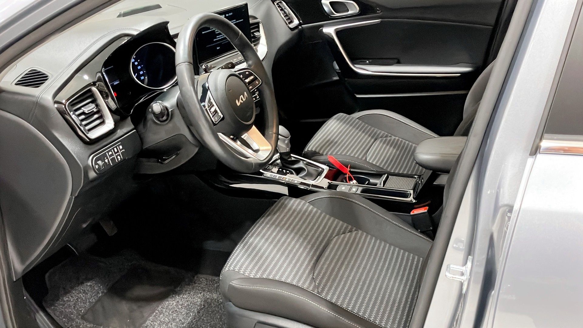 Kia Ceed SW PHEV ACTION 2024, bild 7/9