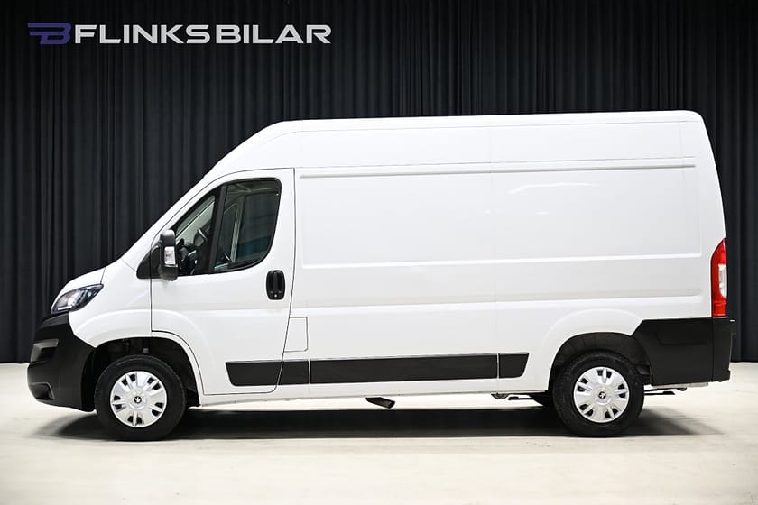 Bild 3 av Peugeot Boxer Van 2.2 140HK Inredning|Drag|Webasto|Backkamera|Leasbar