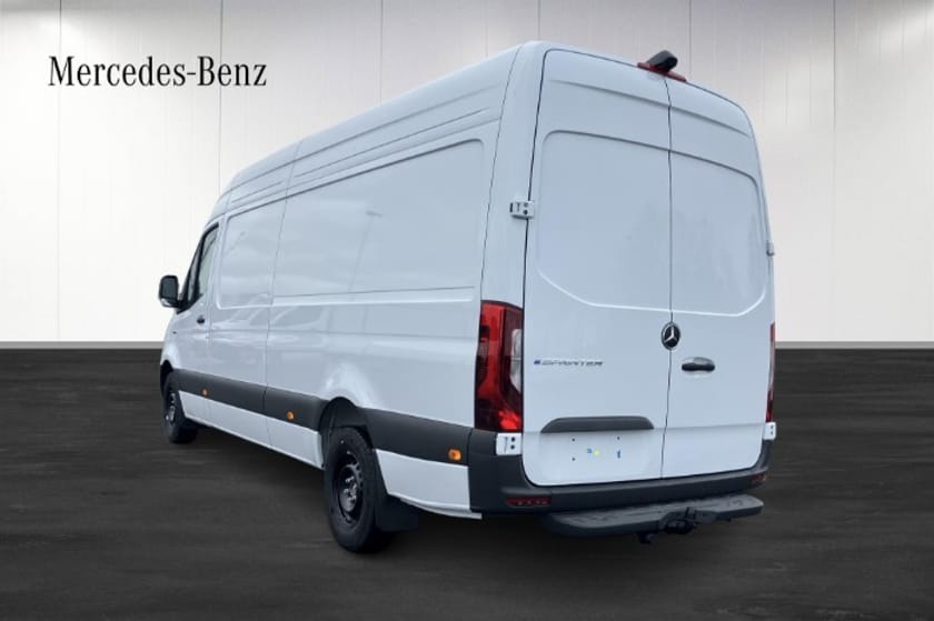 Bild 3 av Mercedes-Benz eSprinter 420 113 kWh