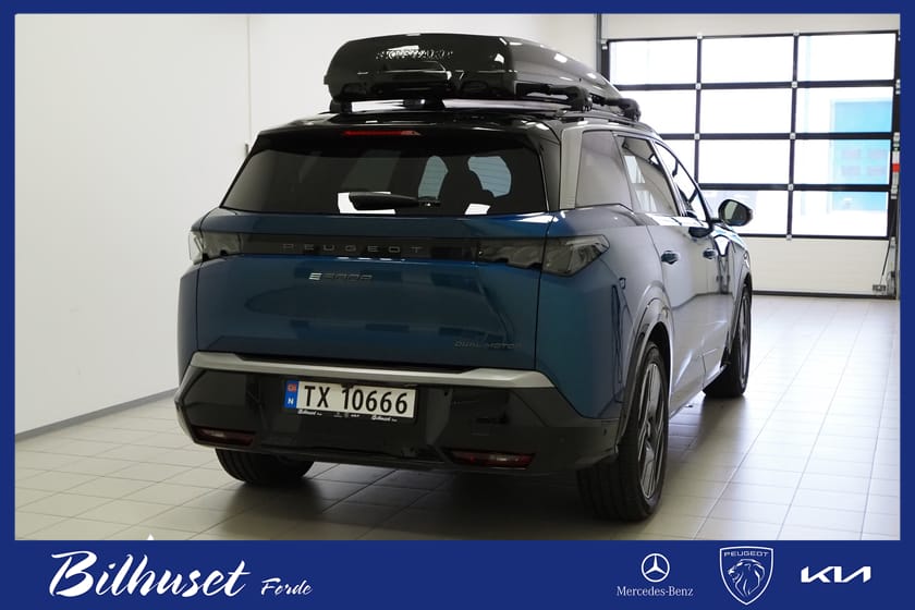 Bilde 3 av Peugeot E-5008 Dual Motor 4x4|MATRIX LED|PANORAMA|MASSASJE|360° KAMERA|KERAMISK|