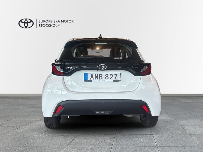 Bild 5 av Toyota Yaris Hybrid 115 5D Active Komfortpaket Vinterhjul