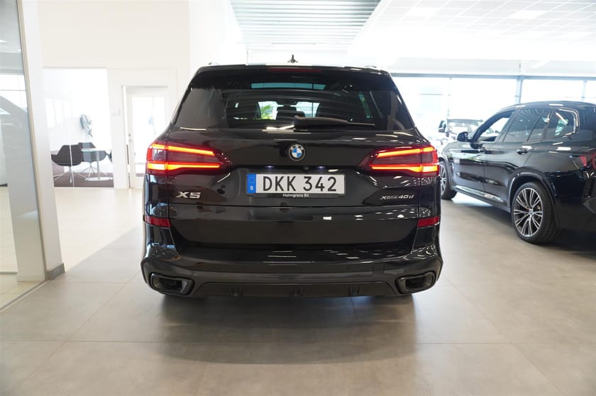 Bild 5 av BMW X5 xDrive40d xDrive 40d M-Sport Pano HUD B W Laser Komfortstol Värmare