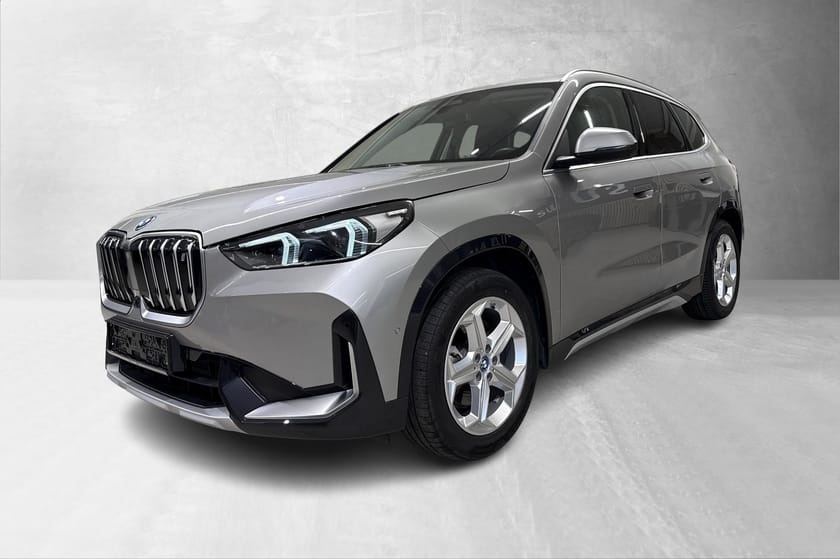 Bilde 1 av BMW iX1 xDrive30 Harman Kardon / HUD / Memory/ krok