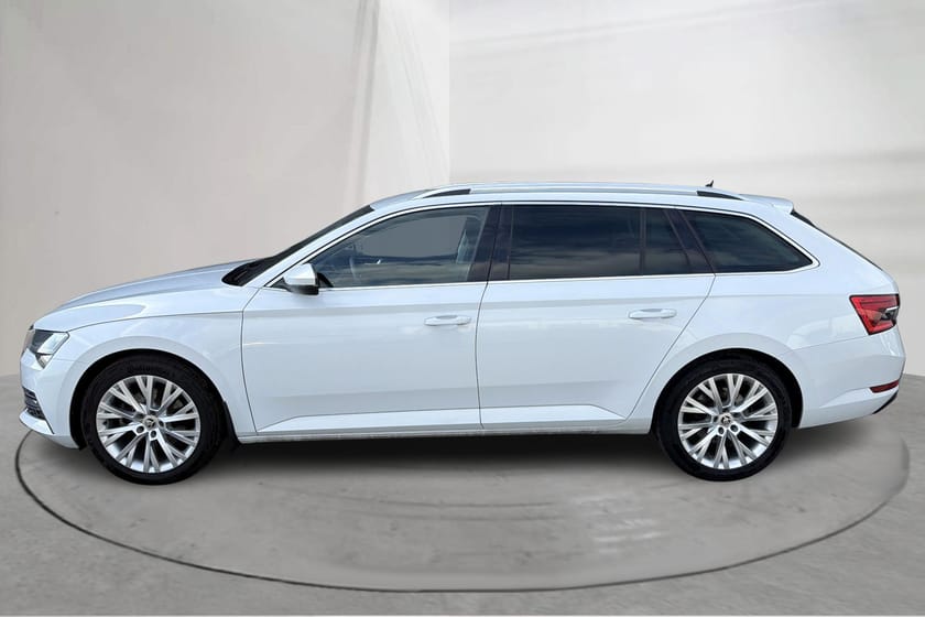 Bild 2 av Škoda Superb iV Kombi 1.4 TSI PHEV (218hk) Business Adventure