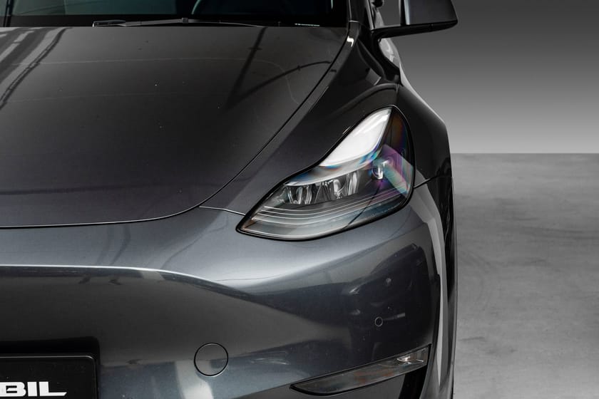 Bilde 4 av Tesla Model Y Long Range AWD AWD/Krok/Premium/Autopilot/Varmepumpe/20''