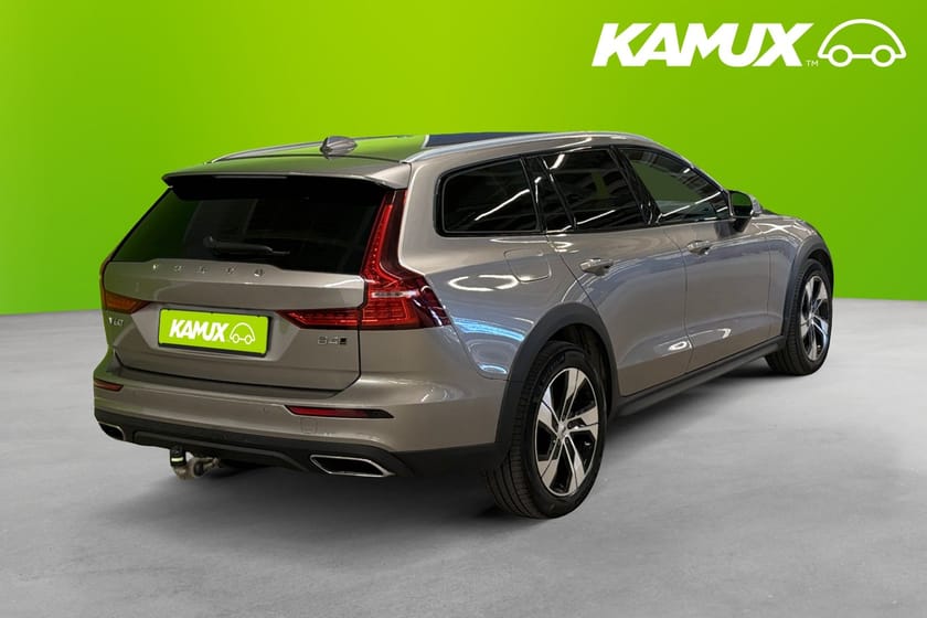 Bild 4 av Volvo V60 Cross Country B4 AWD Geartronic 197hk Värmare H/K Kamera Drag BLIS